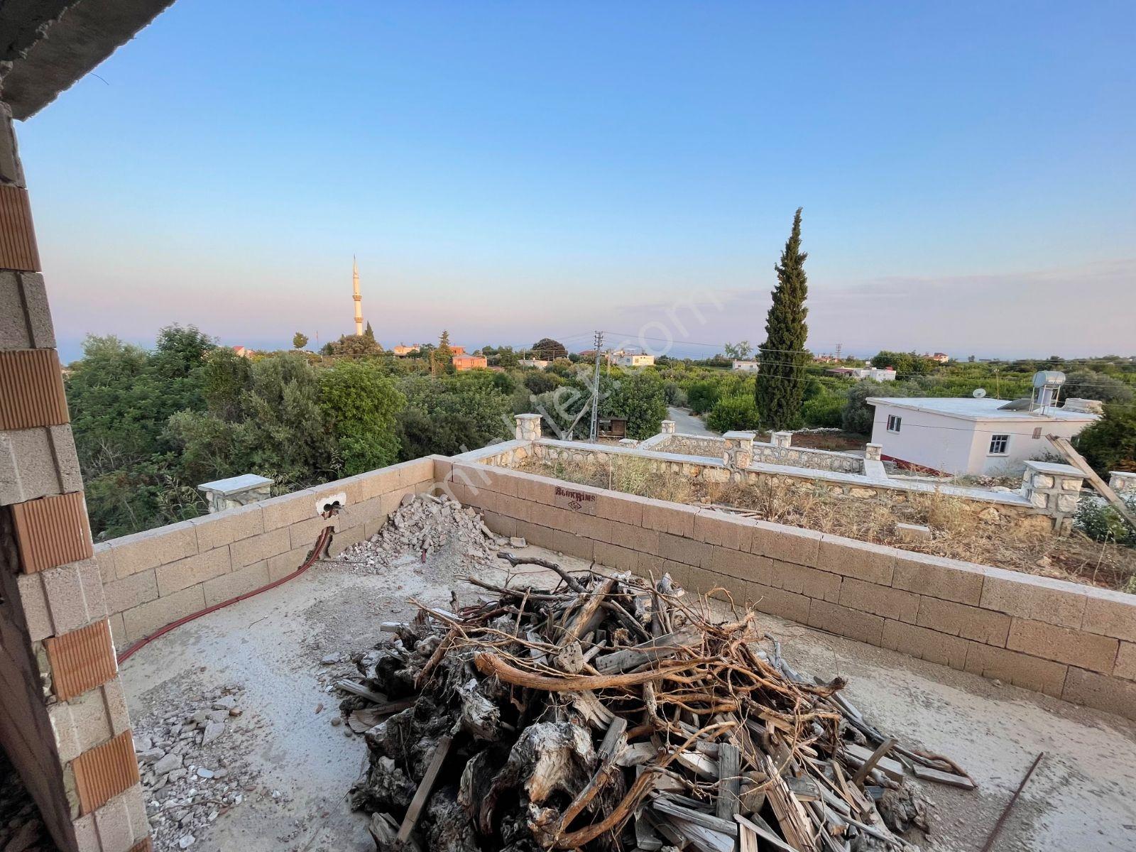 Uğur Emlak'tan Batısandal'da Satılık 3 Katlı Büyük Arsalı Villa — fotoğraf 30