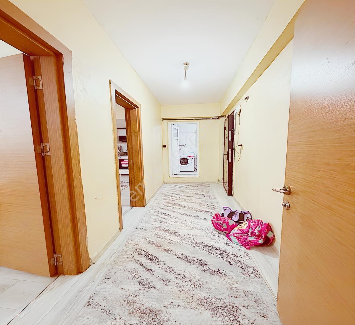 Kıraç Yürüyüş Yolunda Bedava 2+1 Aciliyetten Dolayı Acillll — fotoğraf 4