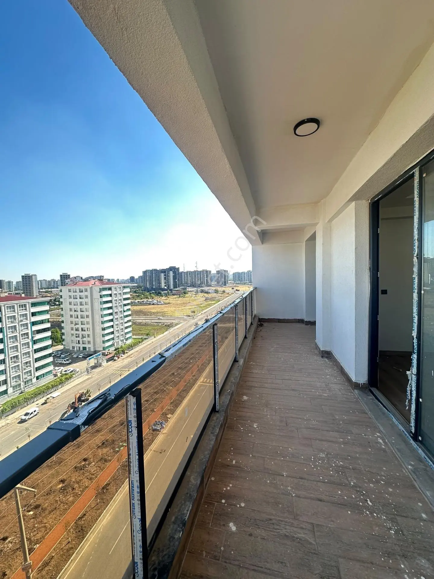 Fuar Alanın Yanında Çeysa Kalitesiyle Satılık Sıfır Daire — fotoğraf 3