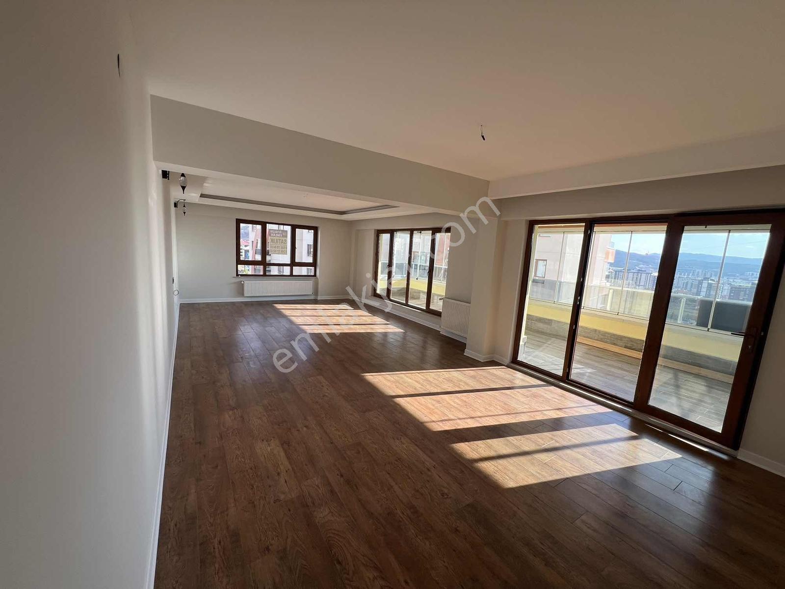 Özyalçın'dan Panorama Sitesinde 4+1 İçi Sıfır Yapılı Daire — fotoğraf 8