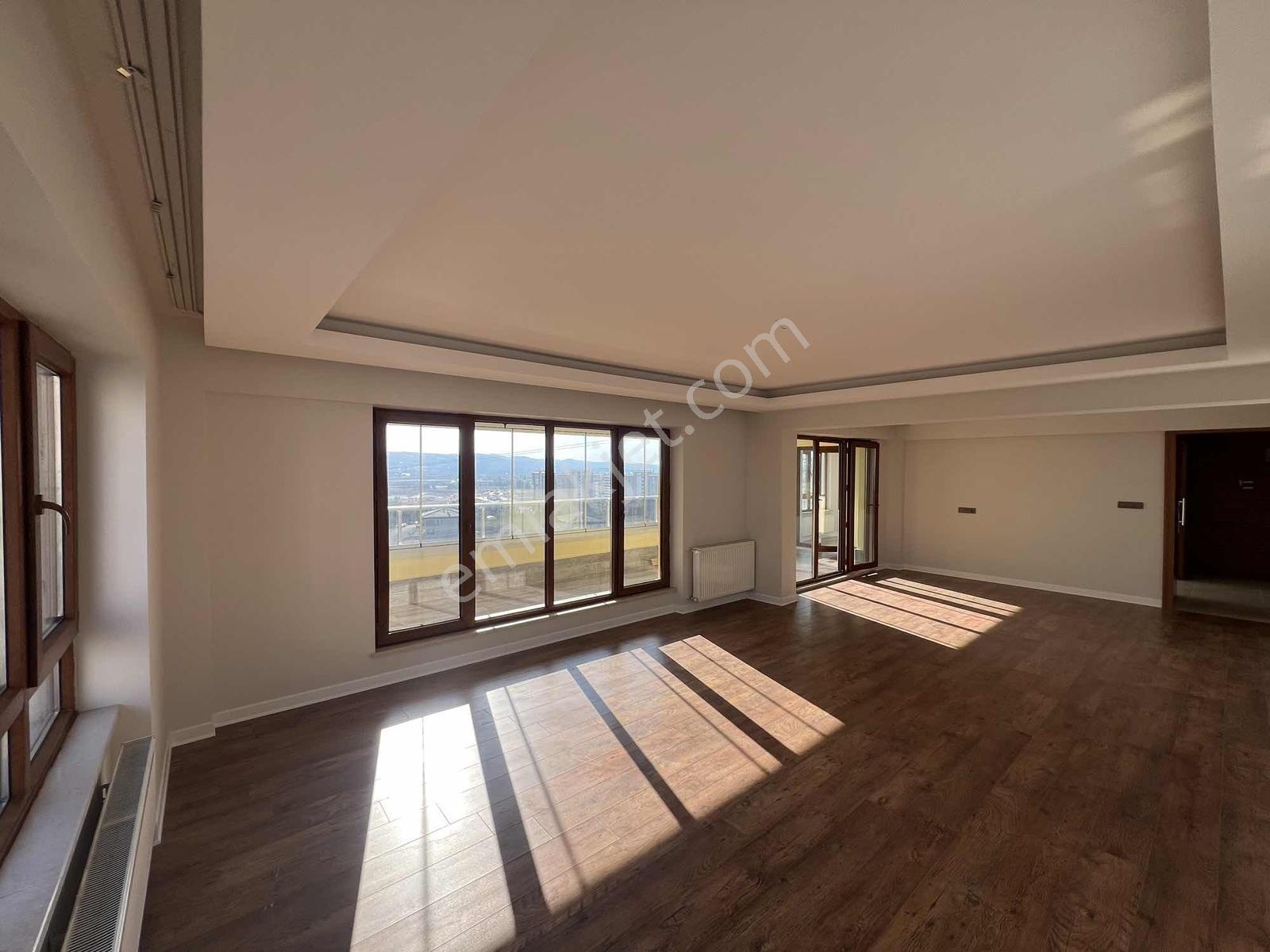 Özyalçın'dan Panorama Sitesinde 4+1 İçi Sıfır Yapılı Daire — fotoğraf 9