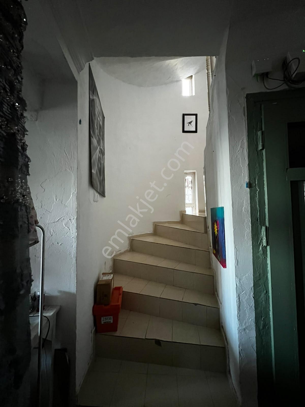 Kalabakda Sitede Deniz Manzaralı Teraslı Satılık Müstakil Villa — fotoğraf 11