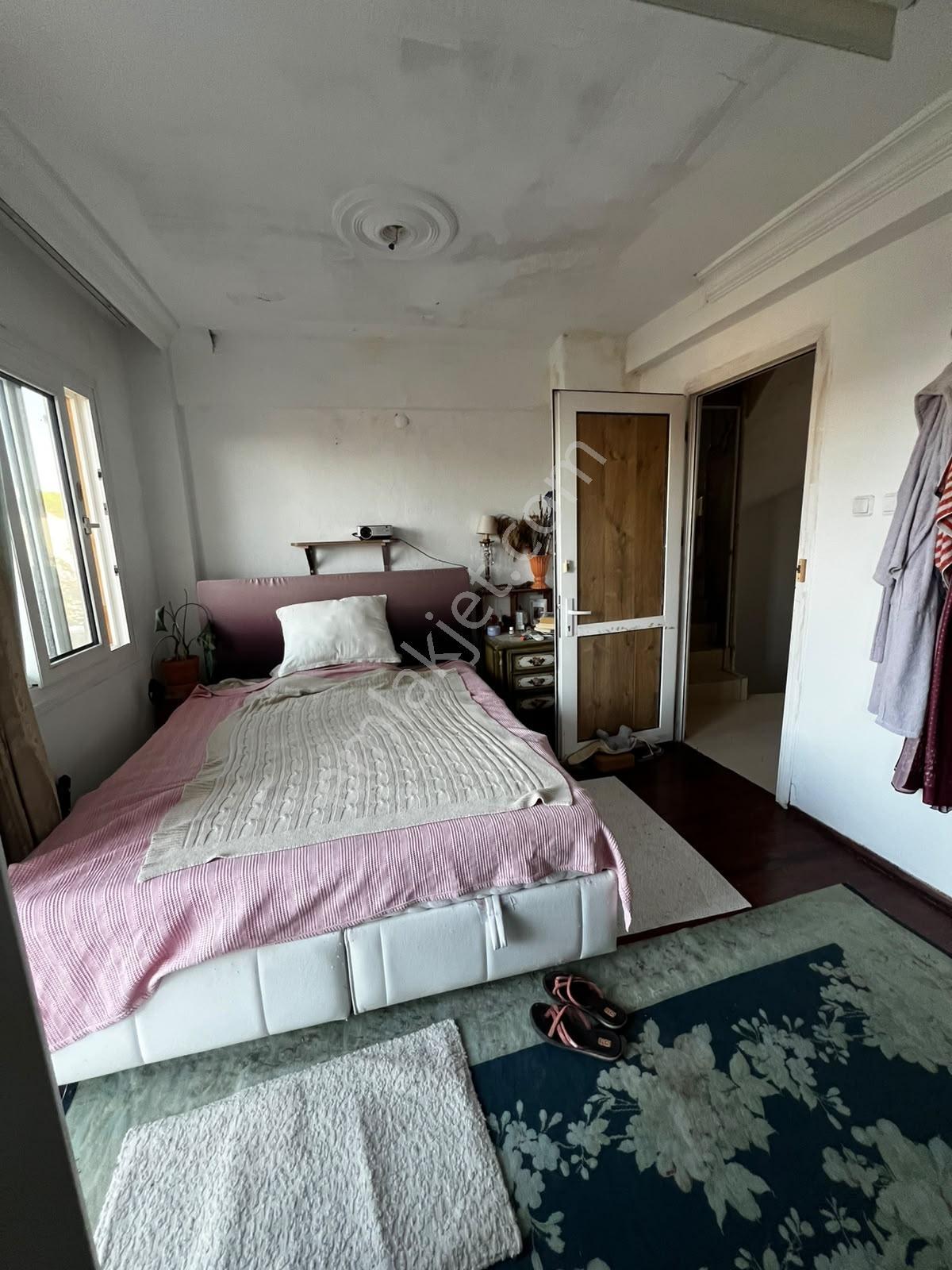 Kalabakda Sitede Deniz Manzaralı Teraslı Satılık Müstakil Villa — fotoğraf 17