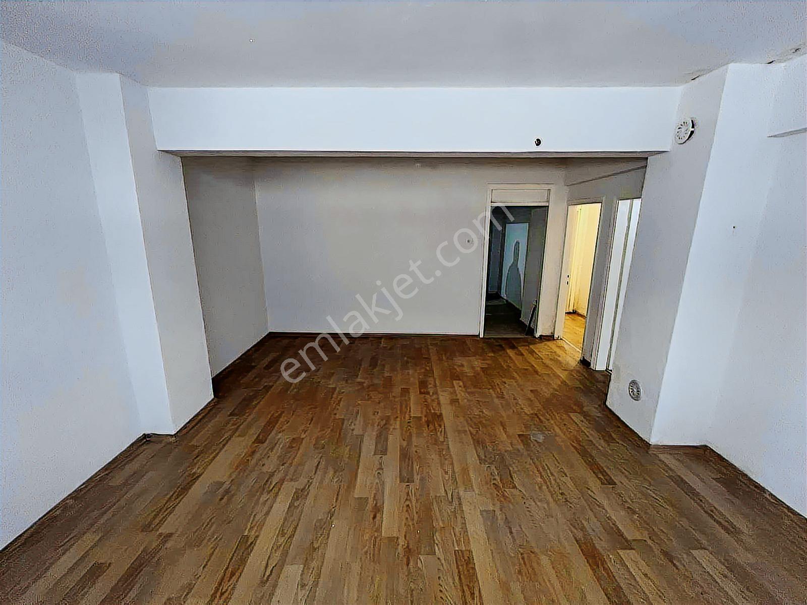 Ana Cadde Üzeri Satılık 3+1 — fotoğraf 2