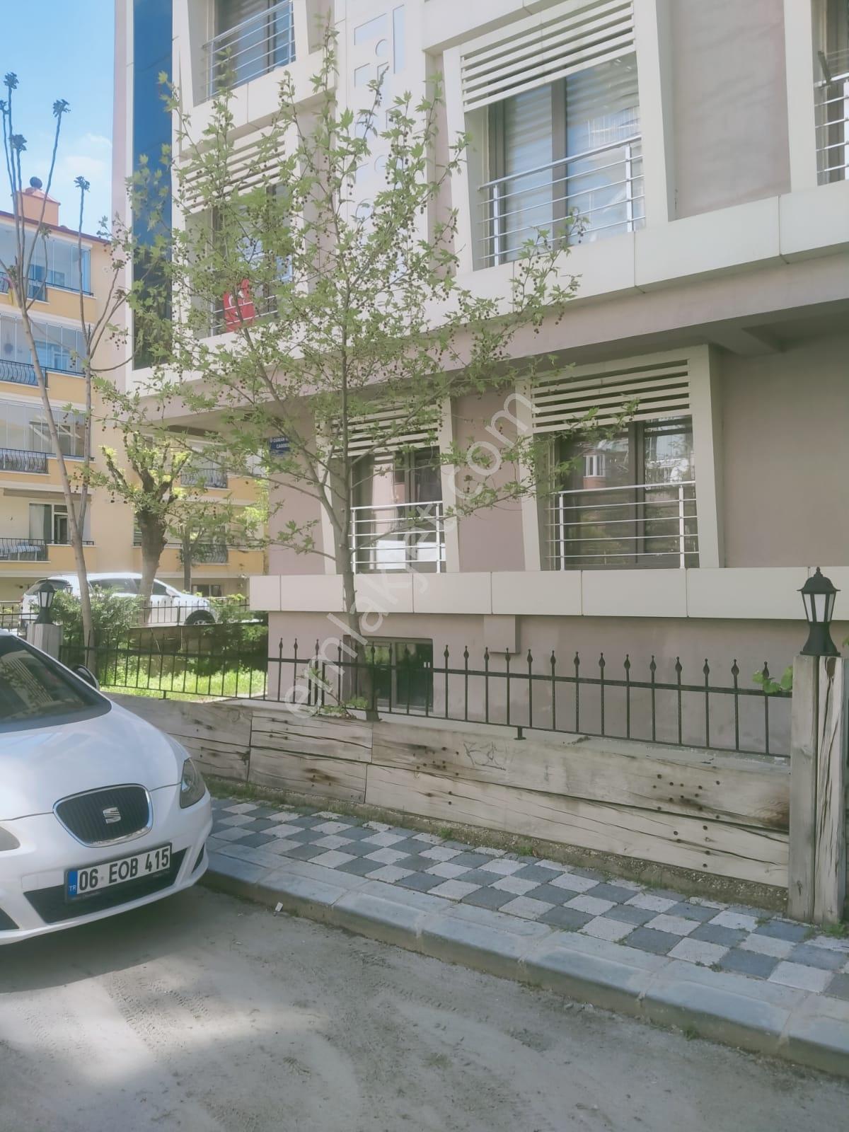 Afyon Tezcan Emlaktan 2+1 Eşyalı Dublex Daire Fiyat Düştü — fotoğraf 2