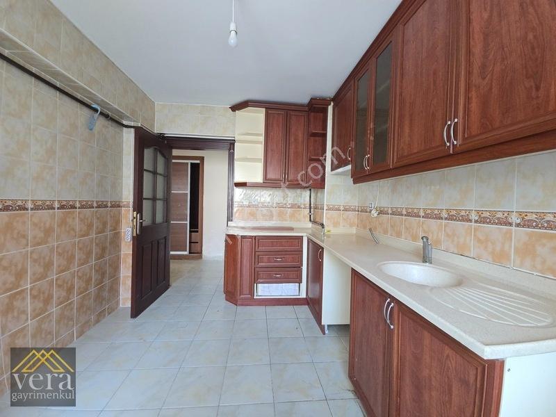 Kök Tapu...natoyoluna 2 Bina Ara Kat Güneydoğu Ön Cephe 3+1 — fotoğraf 3