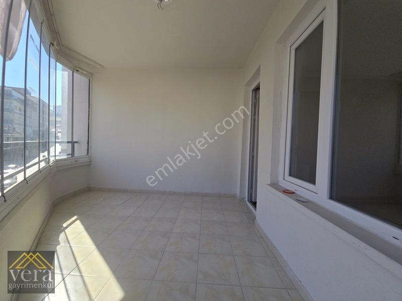 Kök Tapu...natoyoluna 2 Bina Ara Kat Güneydoğu Ön Cephe 3+1 — fotoğraf 12