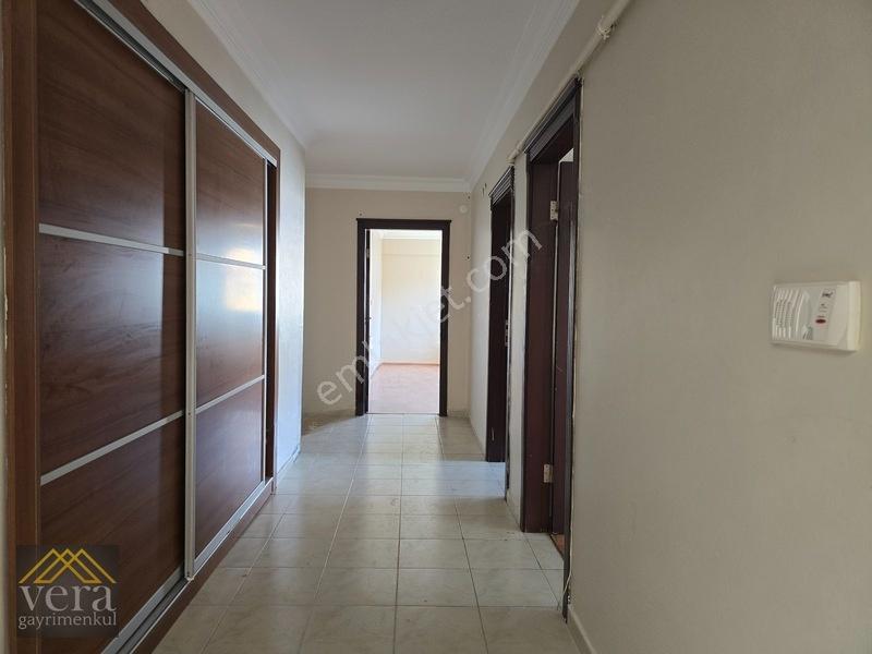 Kök Tapu...natoyoluna 2 Bina Ara Kat Güneydoğu Ön Cephe 3+1 — fotoğraf 15
