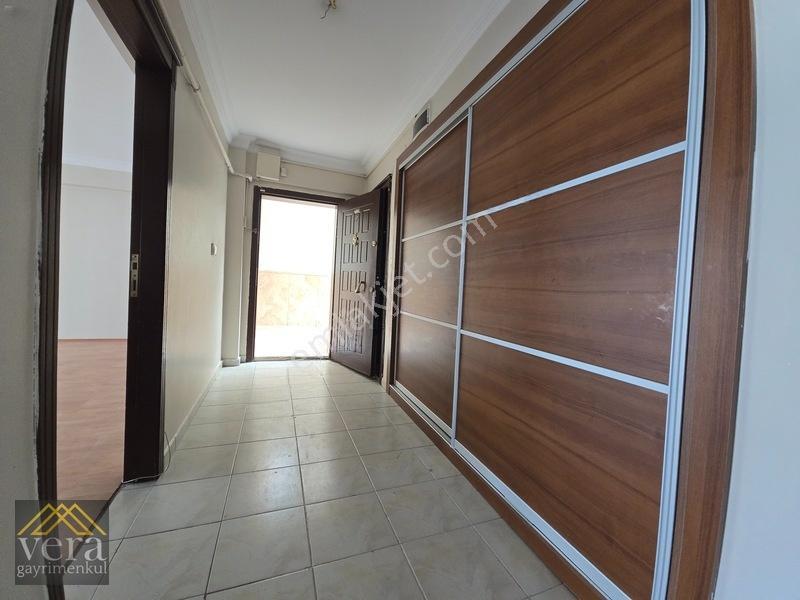 Kök Tapu...natoyoluna 2 Bina Ara Kat Güneydoğu Ön Cephe 3+1 — fotoğraf 18