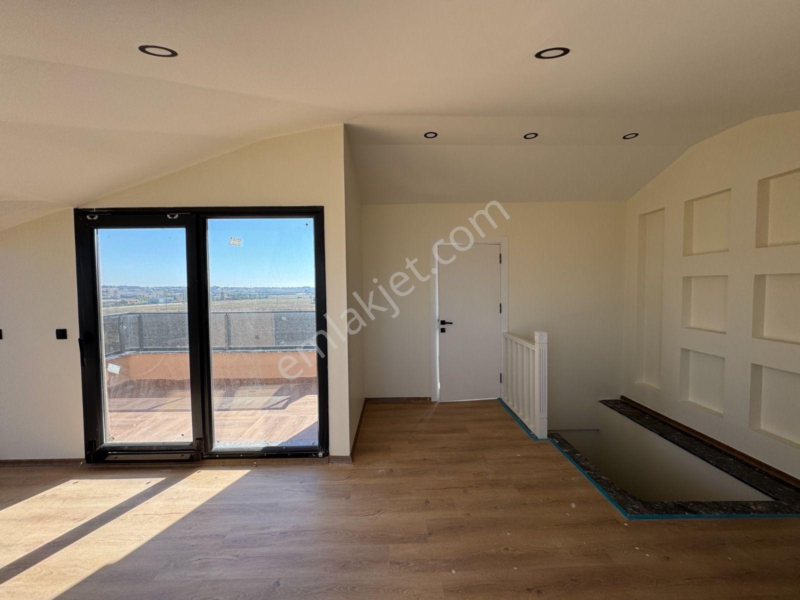 Silivri Selimpaşa Satılık 3+2 Villa — fotoğraf 18