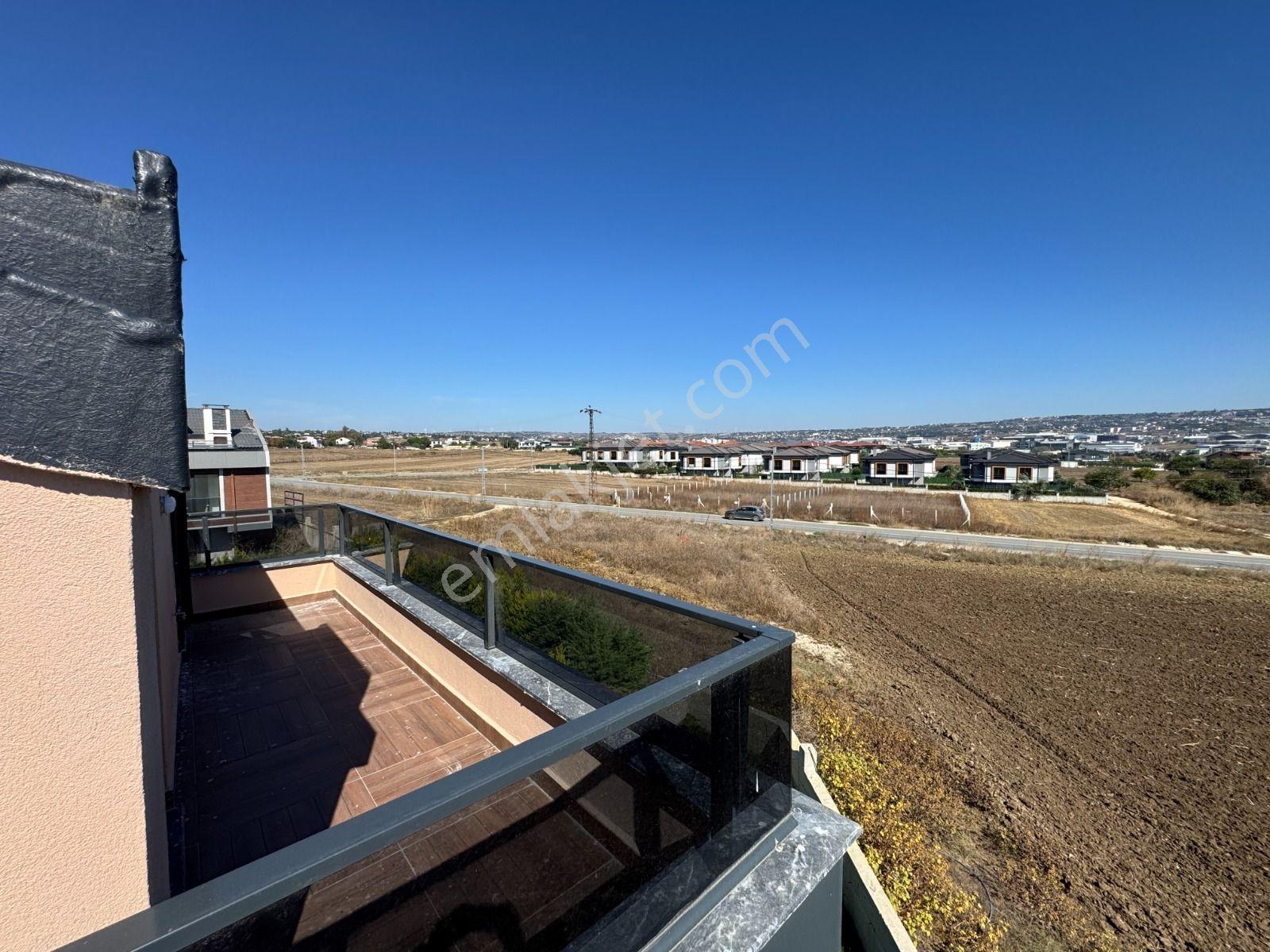 Silivri Selimpaşa Satılık 3+2 Villa — fotoğraf 29