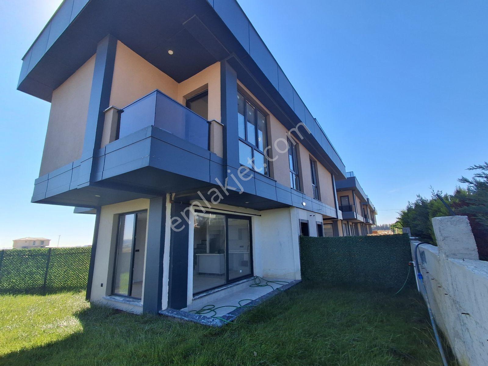 Silivri Selimpaşa Satılık 3+2 Villa — fotoğraf 32