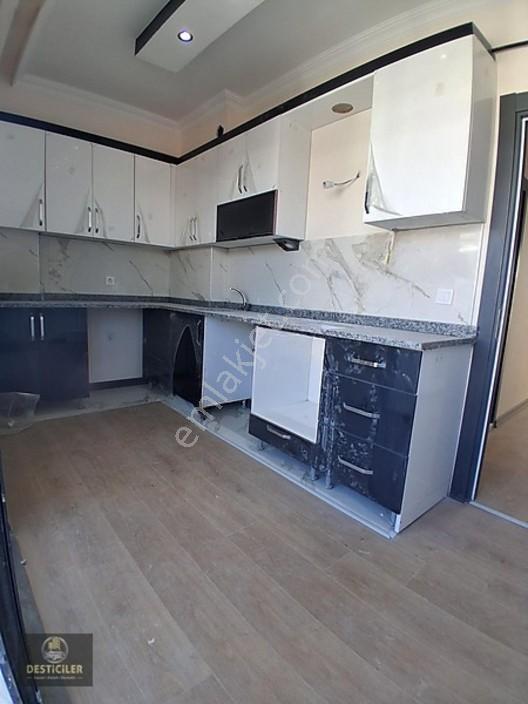 Ar-051 Emek Mah. 2+1 90m2 Albayrak Blv. Yakını Satılık Daire — fotoğraf 2