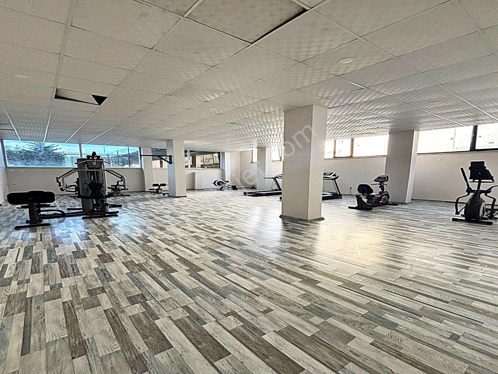 Yıldırım Yapı'dan Kapalı Otoparklı Kat Mülkiyet Tapulu Havuzlu Sitede Eşyalı 2+1! Satılık Daire! — fotoğraf 29