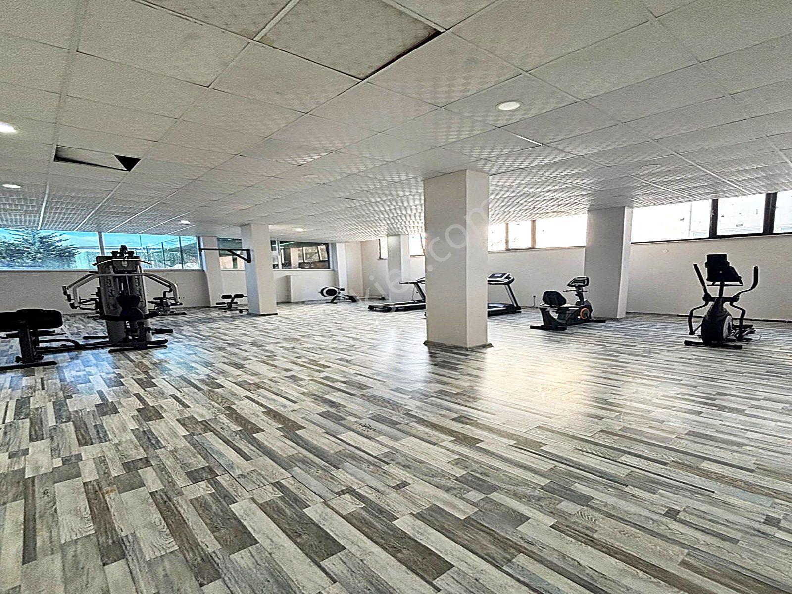 Yıldırım Yapı'dan Kapalı Otoparklı Kat Mülkiyet Tapulu Havuzlu Sitede Eşyalı 2+1! Satılık Daire! — fotoğraf 34