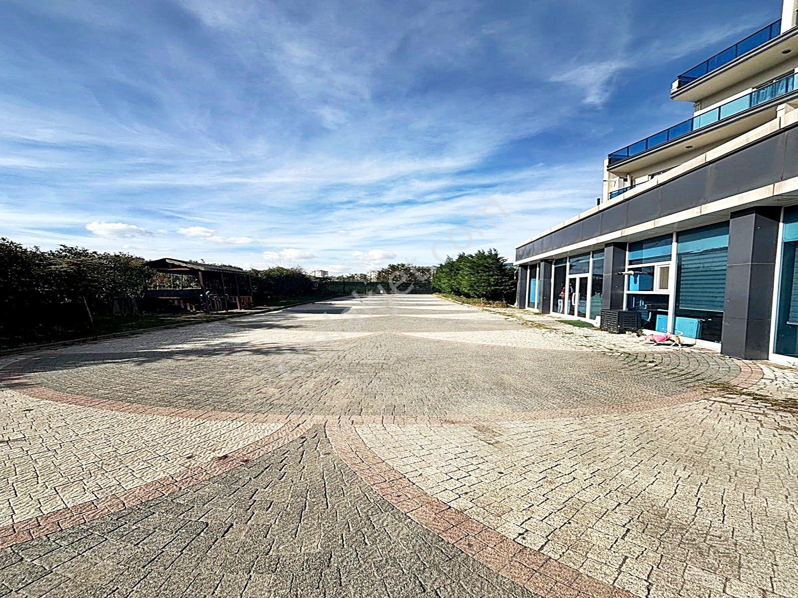 Yıldırım Yapı'dan Kapalı Otoparklı Kat Mülkiyet Tapulu Havuzlu Sitede Eşyalı 2+1! Satılık Daire! — fotoğraf 37