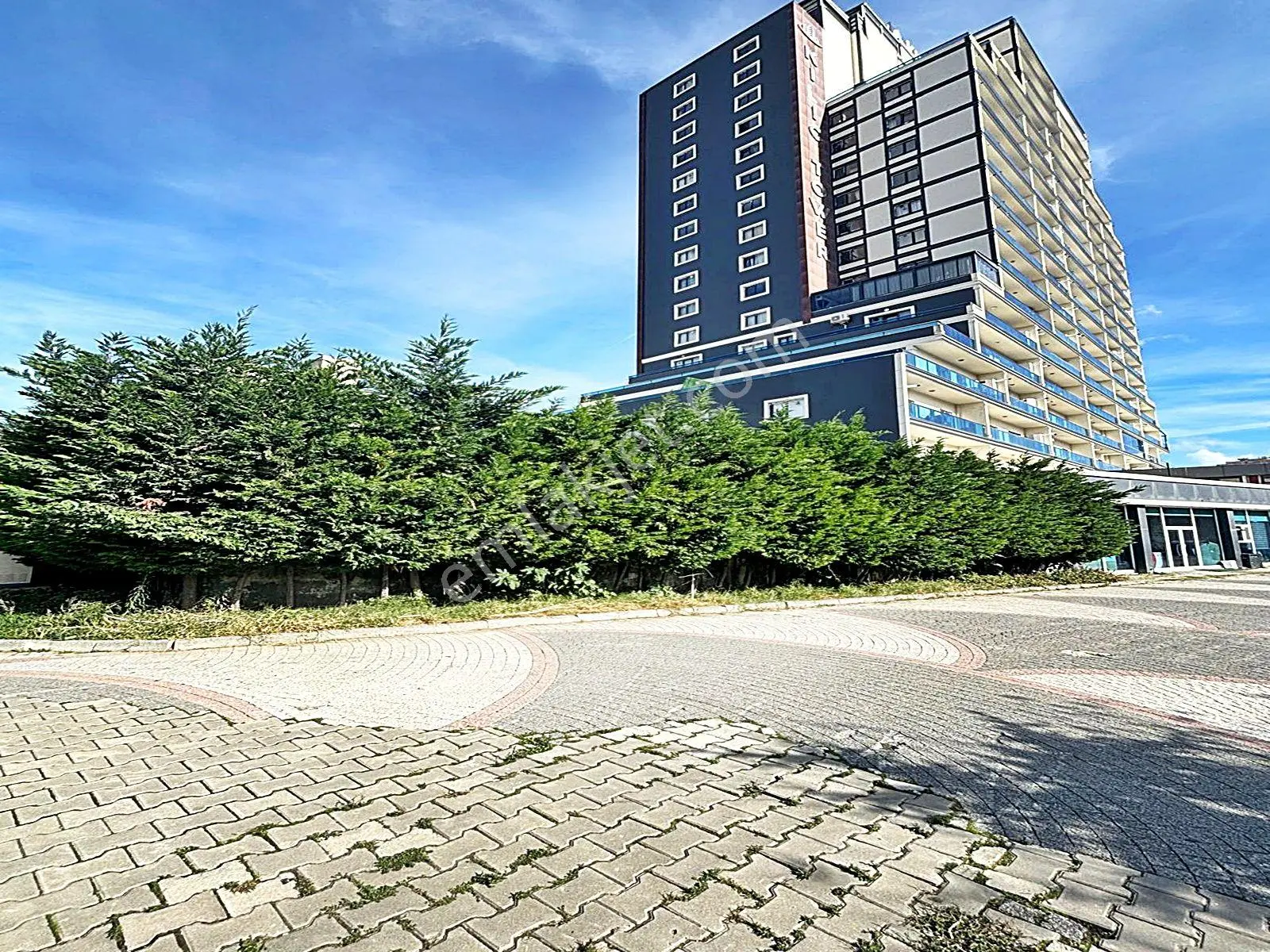 Yıldırım Yapı'dan Kapalı Otoparklı Kat Mülkiyet Tapulu Havuzlu Sitede Eşyalı 2+1! Satılık Daire! — fotoğraf 38