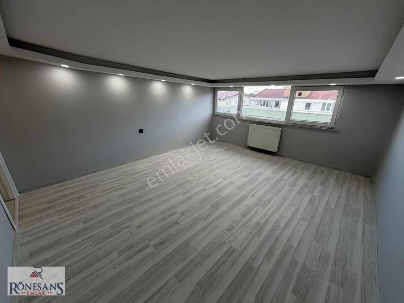 Rönesans Emlak'tan Cumhuriyet Mah. 5+1 Satılık Dubleks — fotoğraf 17