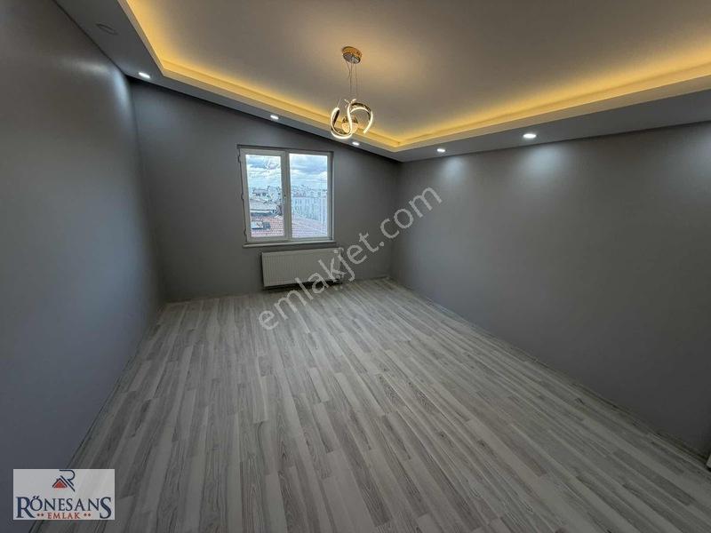 Rönesans Emlak'tan Cumhuriyet Mah. 5+1 Satılık Dubleks — fotoğraf 24