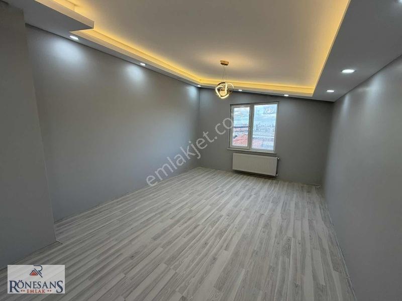 Rönesans Emlak'tan Cumhuriyet Mah. 5+1 Satılık Dubleks — fotoğraf 25