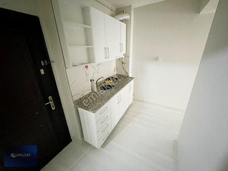 Gümüşay'dan Yenibağlar'da Aöf Arkası Ara Kat 16.000 Kiracılı 1+1 — fotoğraf 2
