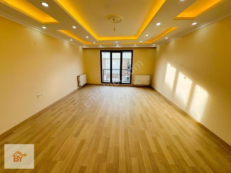 Cumhuriyet Mah İski Yakını Geniş Ebeveyn Banyolu 3+1 Daire — fotoğraf 4