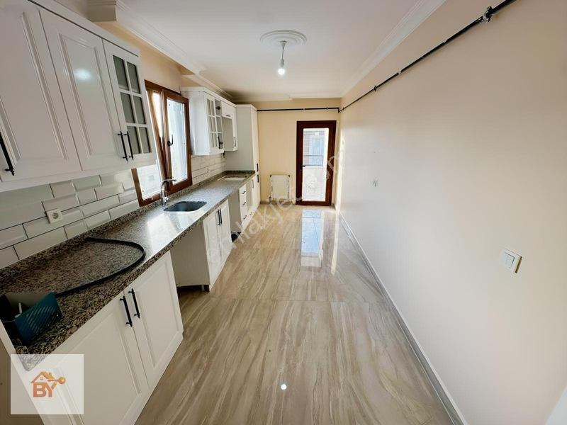 Cumhuriyet Mah İski Yakını Geniş Ebeveyn Banyolu 3+1 Daire — fotoğraf 9