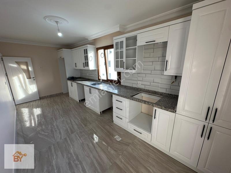 Cumhuriyet Mah İski Yakını Geniş Ebeveyn Banyolu 3+1 Daire — fotoğraf 13