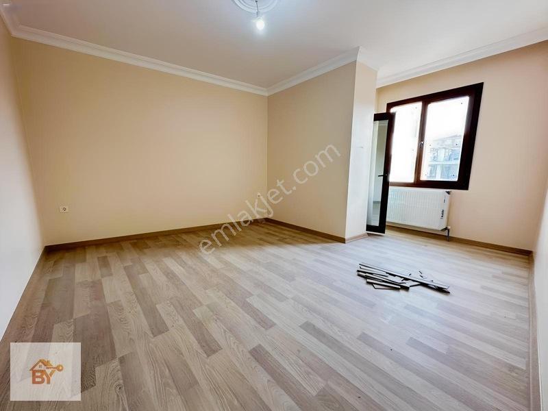 Cumhuriyet Mah İski Yakını Geniş Ebeveyn Banyolu 3+1 Daire — fotoğraf 17