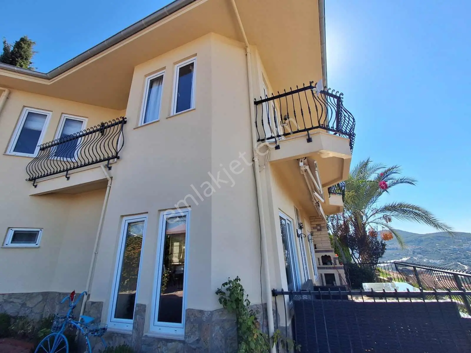 Gold Cityde 4+1, 255 M², Müstakil Bahçeli Full Eşyalı Villa — fotoğraf 4
