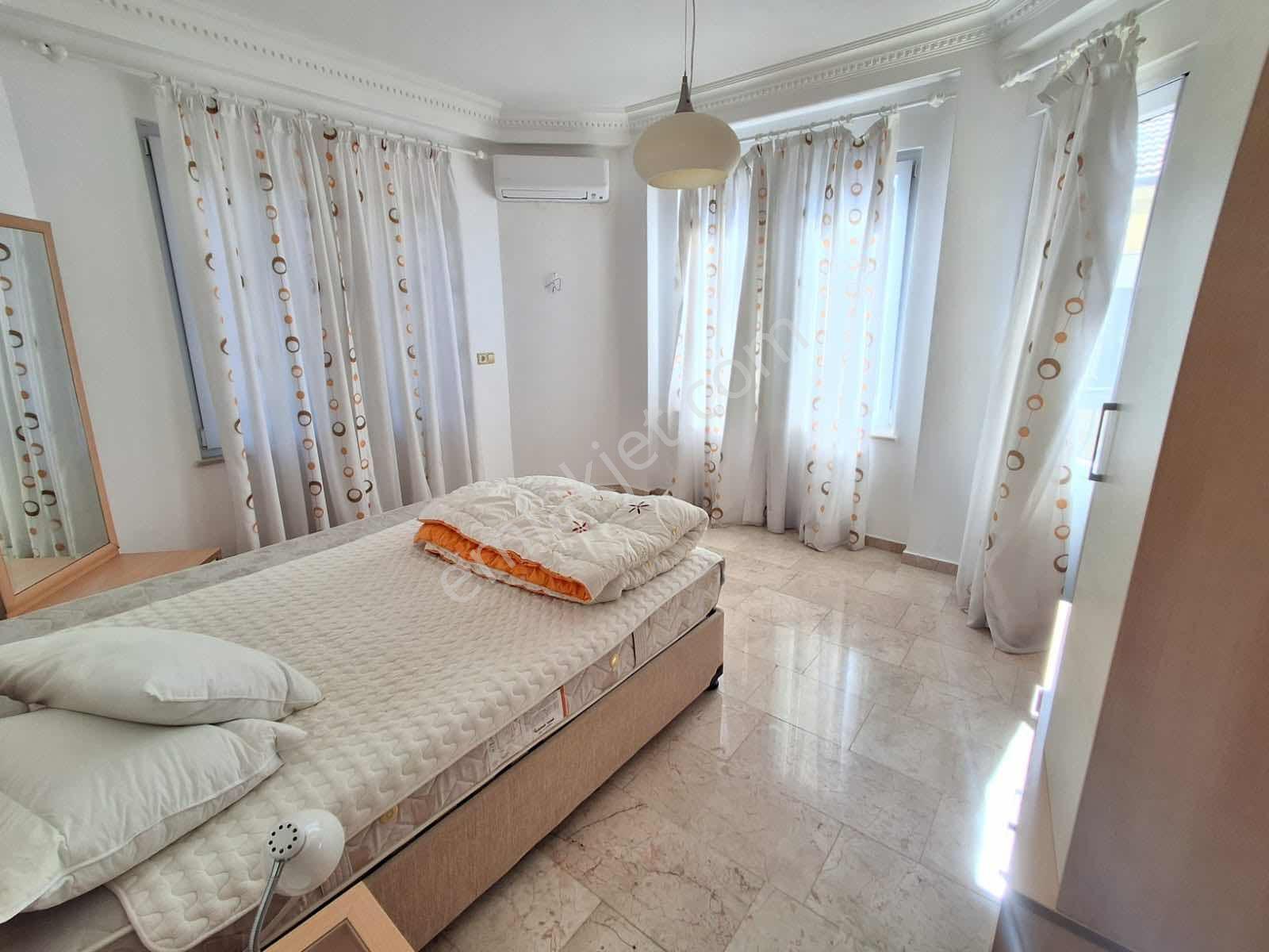 Gold Cityde 4+1, 255 M², Müstakil Bahçeli Full Eşyalı Villa — fotoğraf 13