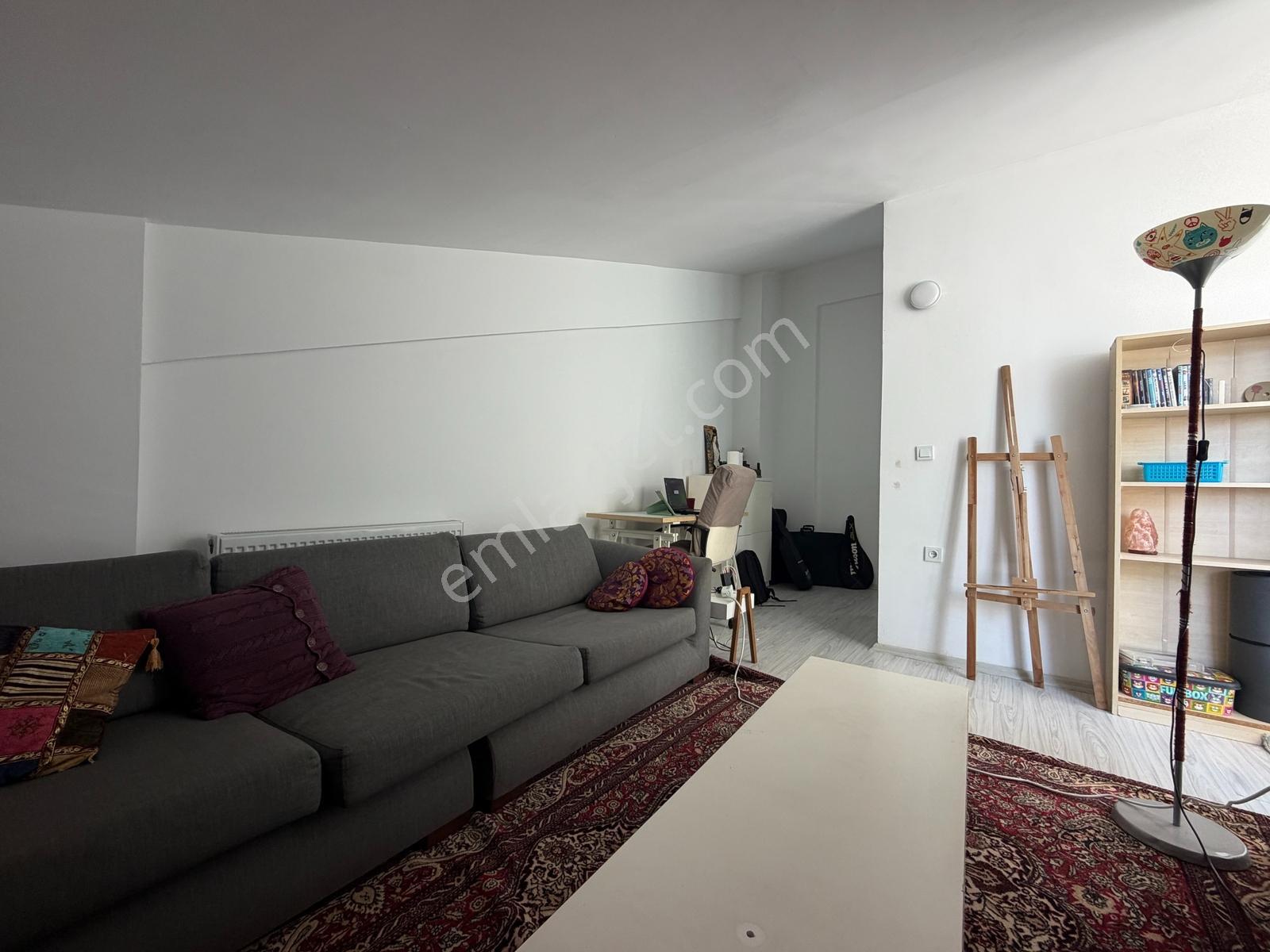 İncekte Teraslı Yüksek Kira Getirili Merkezi Konumda Satılık 2+1 — fotoğraf 40