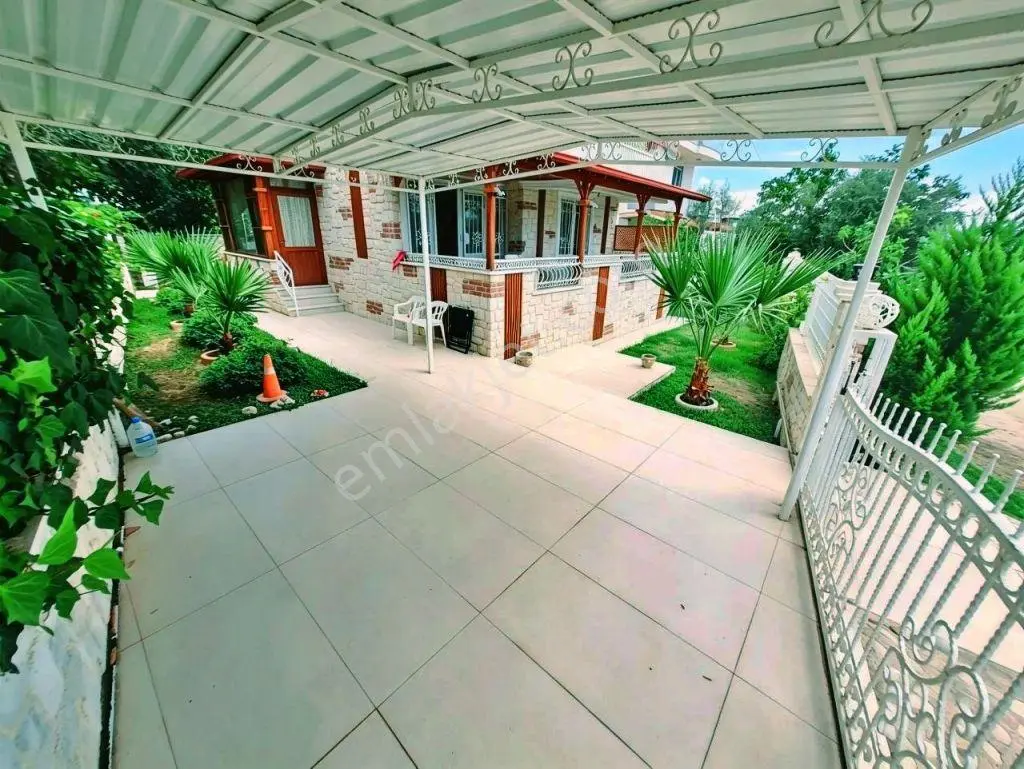 Uytundan Gürede Denize 350 Metre Jeotermalli Otoparklı 5+1 Villa — fotoğraf 22