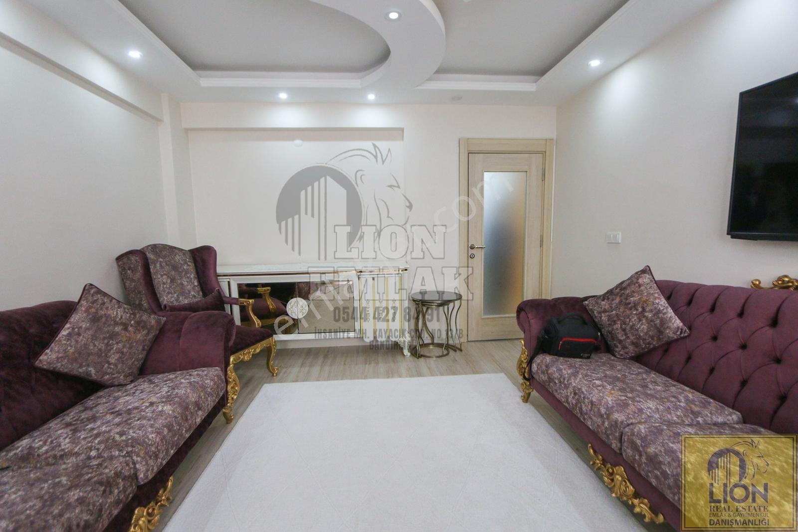 Lıon Emlak'tan Kapalı Pazar Yakını Ara Kat Balkonlu 2+1 Daire — fotoğraf 9