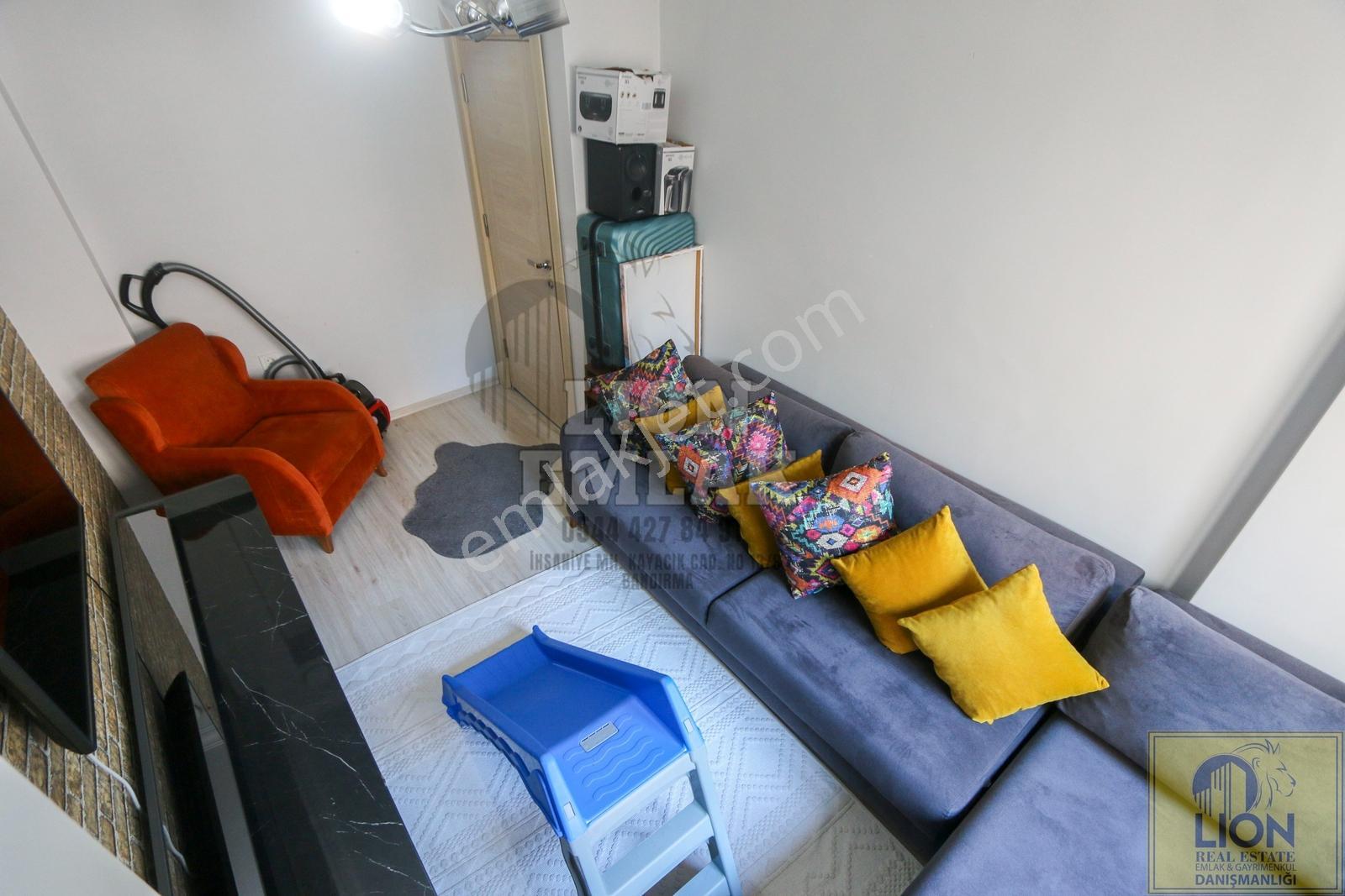 Lıon Emlak'tan Kapalı Pazar Yakını Ara Kat Balkonlu 2+1 Daire — fotoğraf 21