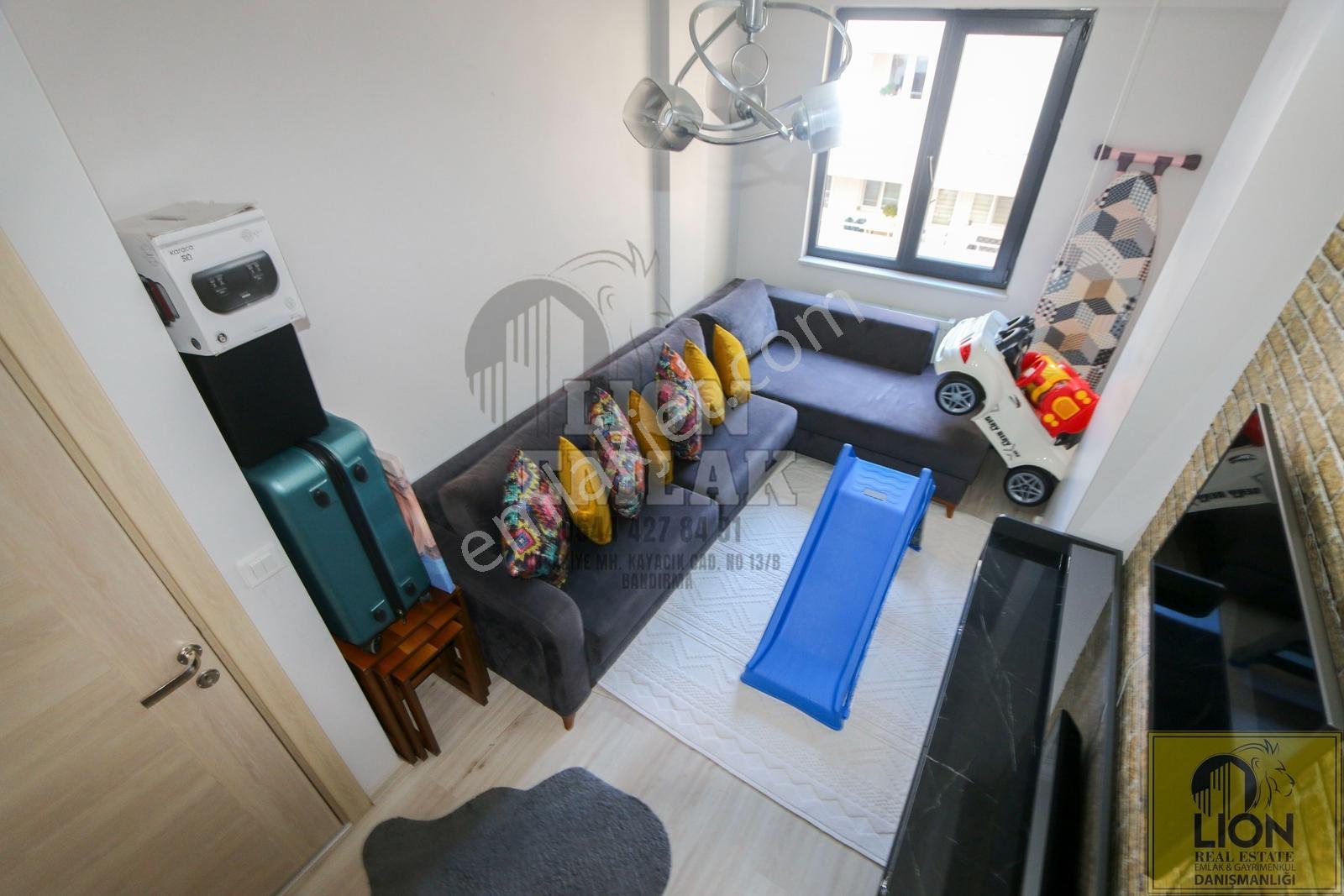 Lıon Emlak'tan Kapalı Pazar Yakını Ara Kat Balkonlu 2+1 Daire — fotoğraf 22