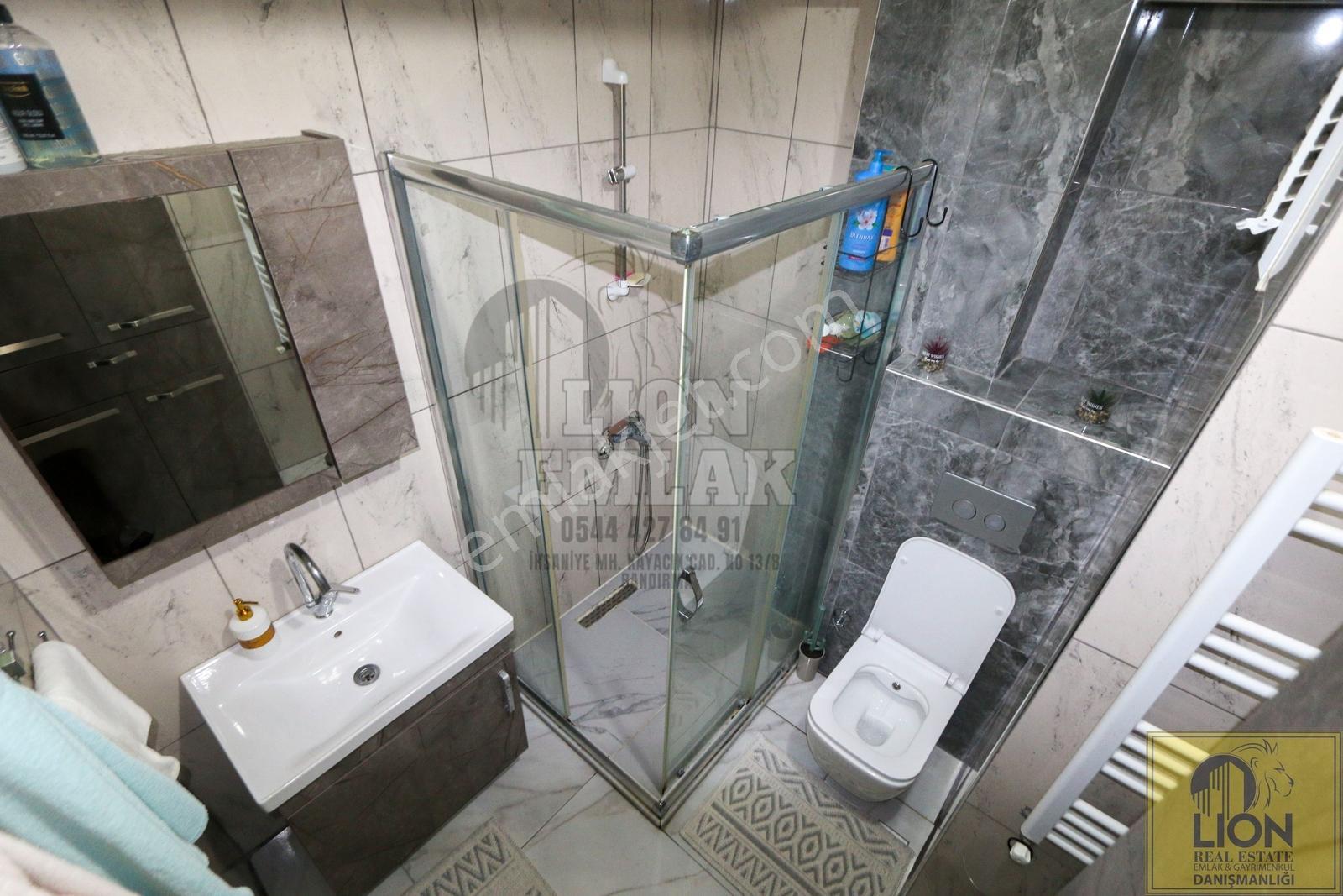 Lıon Emlak'tan Kapalı Pazar Yakını Ara Kat Balkonlu 2+1 Daire — fotoğraf 25