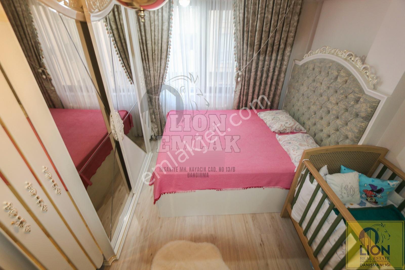 Lıon Emlak'tan Kapalı Pazar Yakını Ara Kat Balkonlu 2+1 Daire — fotoğraf 33