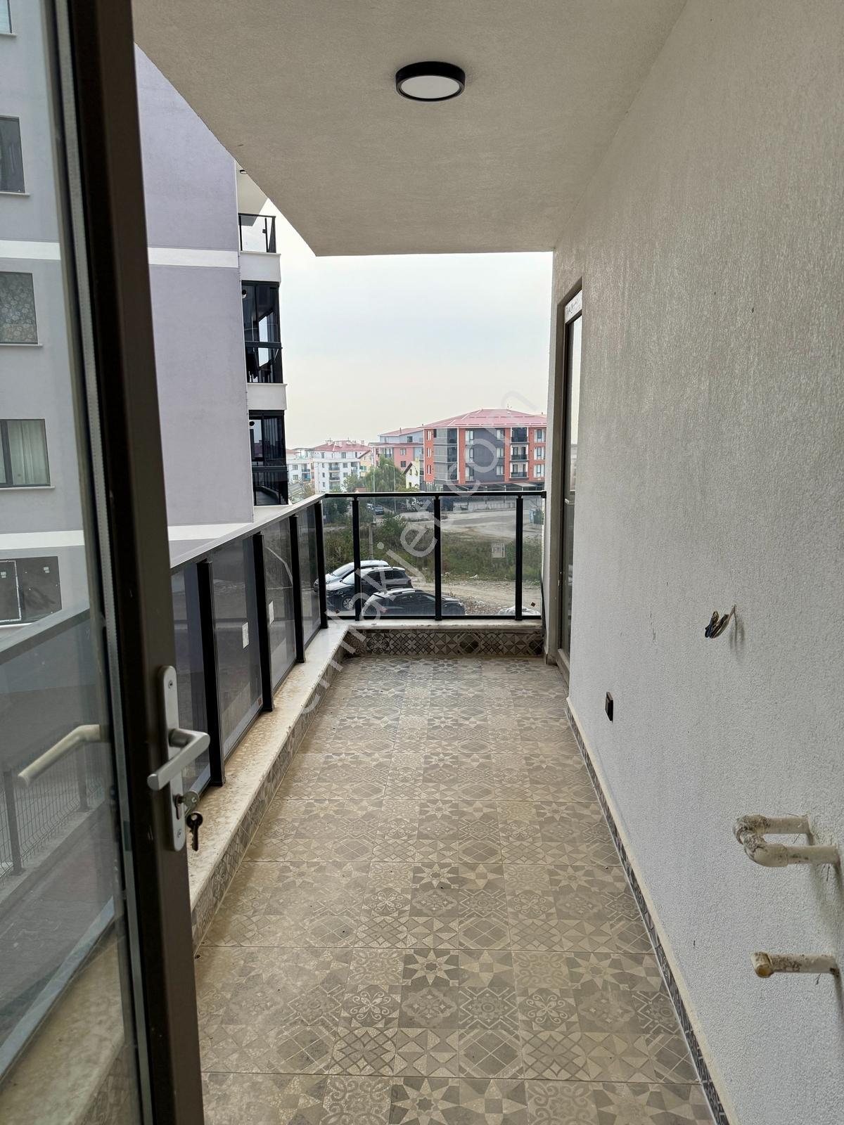 Humax...erikliman Mah.de Çift Asansörlü Binada / 65m2 1+1 Daire — fotoğraf 15