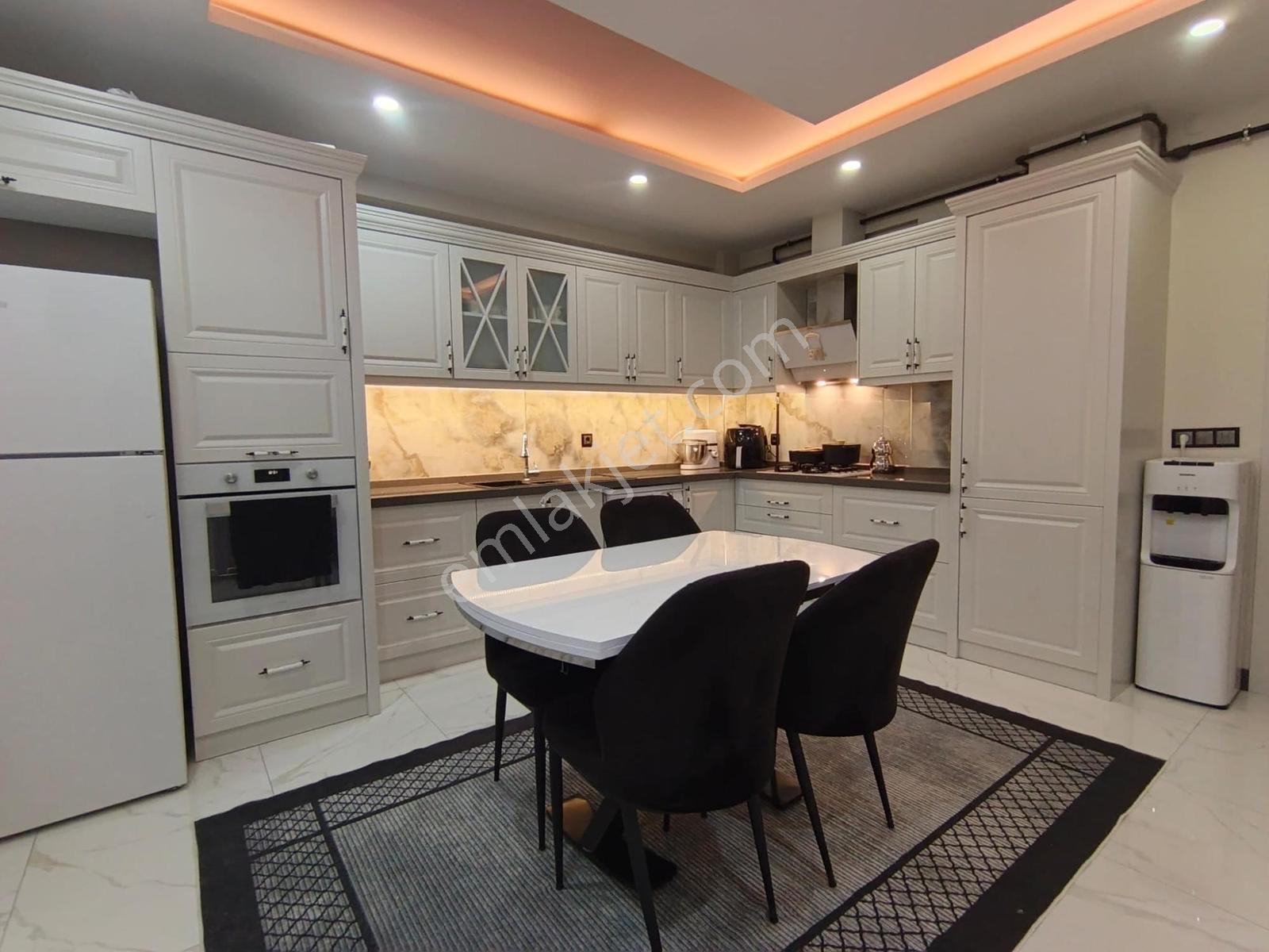 Remax Model Den Değırmenönü Mahallesınde Genış 3+1 Satılık Daıre — fotoğraf 18