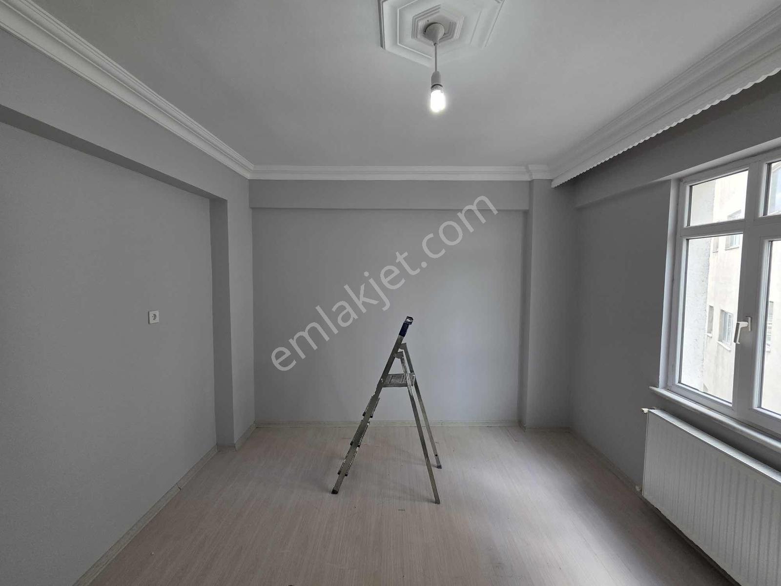 İrmet Hastanesi Yanı Merkezi Konumda Satılık 3+1 Daire — fotoğraf 11