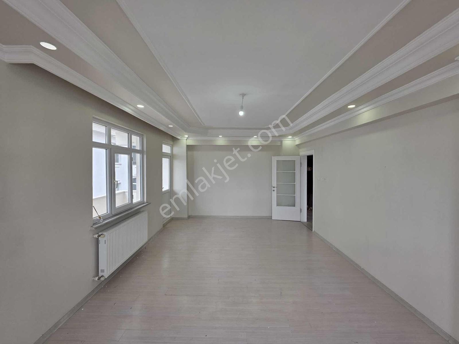 İrmet Hastanesi Yanı Merkezi Konumda Satılık 3+1 Daire — fotoğraf 12