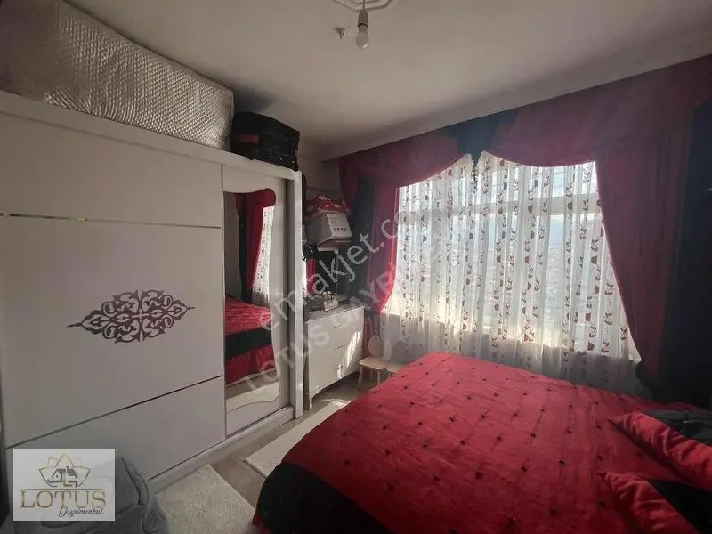 İzmit Merkezi Konumda 2 Katlı Müstakil Manzaralı Satılık Bina — fotoğraf 12