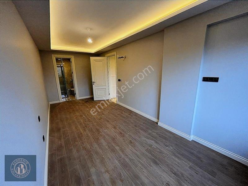 Üsküdar Altunizade Ön Cephe 4+2 Net 200 M2 Lüks Dubleks Daire — fotoğraf 11