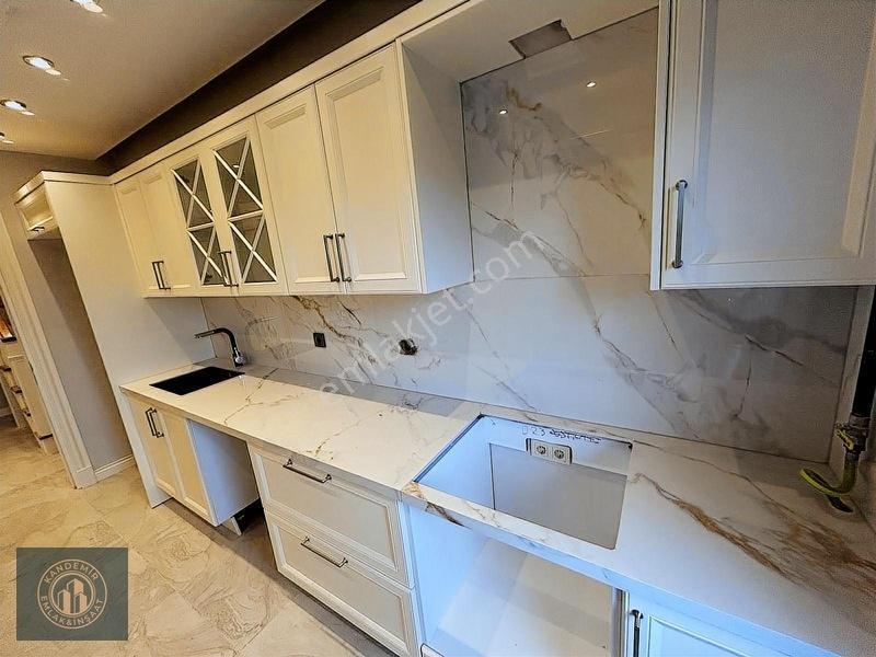 Üsküdar Altunizade Ön Cephe 4+2 Net 200 M2 Lüks Dubleks Daire — fotoğraf 16