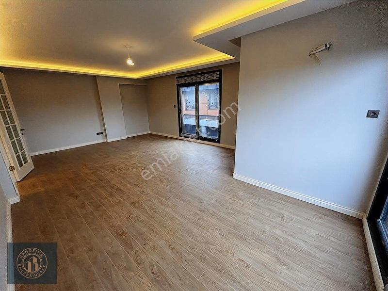 Üsküdar Altunizade Ön Cephe 4+2 Net 200 M2 Lüks Dubleks Daire — fotoğraf 19