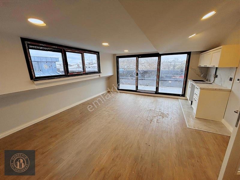 Üsküdar Altunizade Ön Cephe 4+2 Net 200 M2 Lüks Dubleks Daire — fotoğraf 32