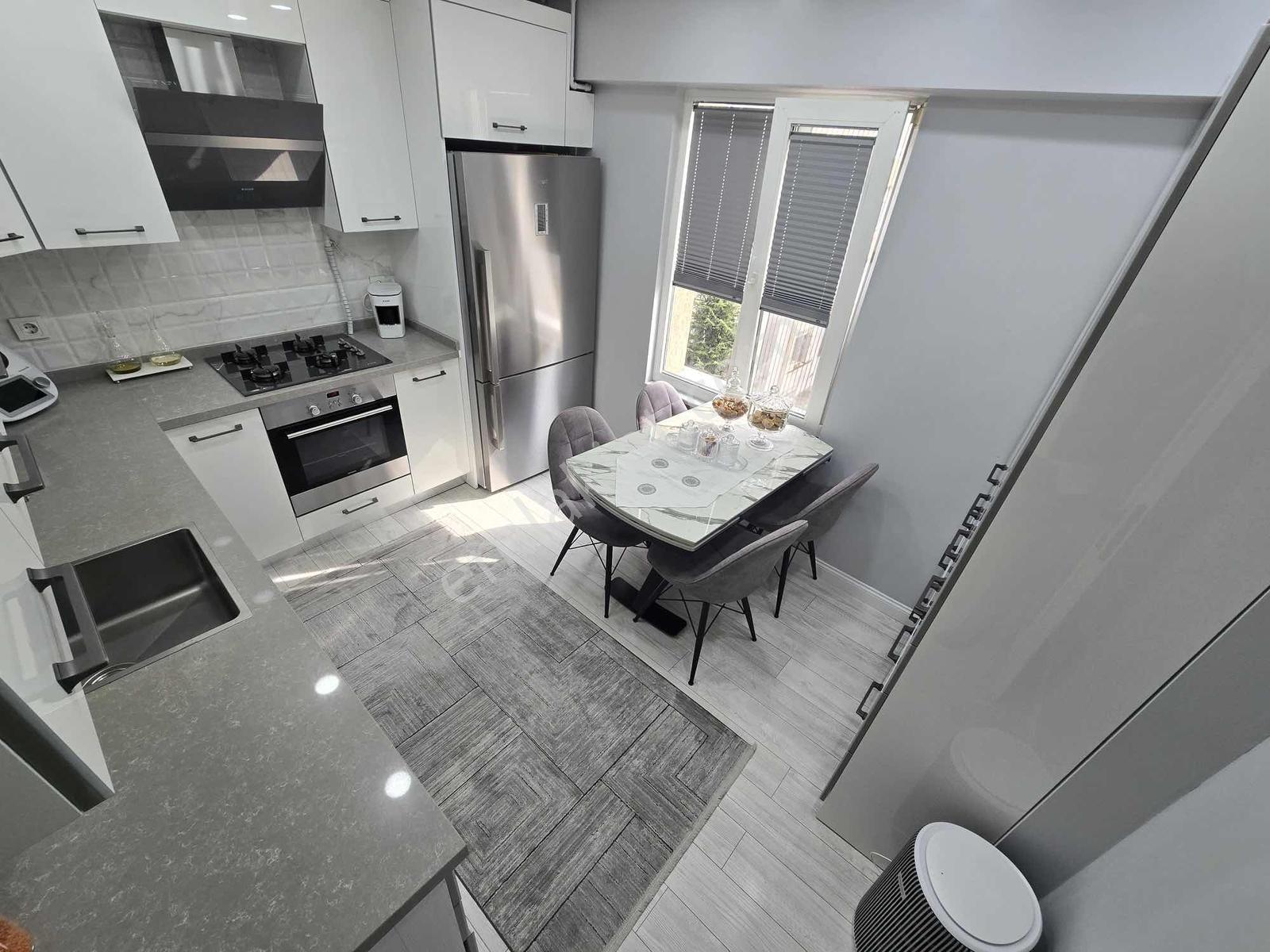 Şerifali Tatlısu Elalmış Caddesi 135m2 Otoparklı 3+1 Daire — fotoğraf 4