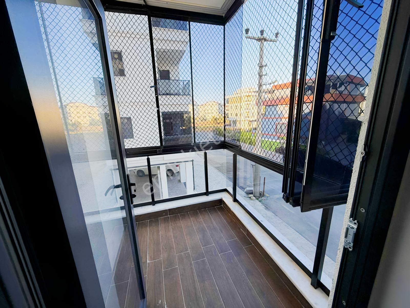 Cumhuriyet Mahallesinde Satılık 2+1 Daire — fotoğraf 7