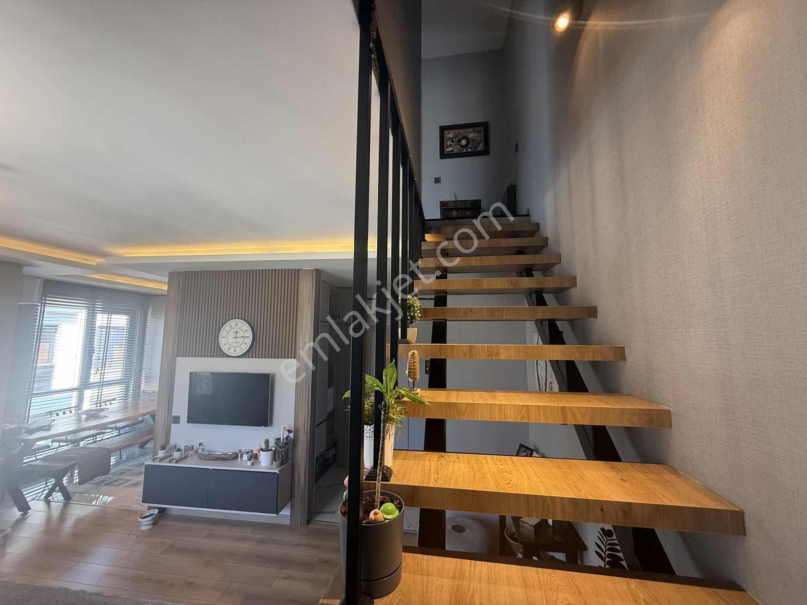"alaçatı"dan 3 Milyon Kredili, Cam Balkonlu, Satılık Lüks 2+1!! — fotoğraf 15